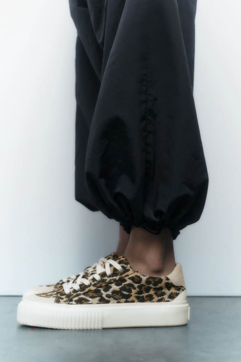 ZARA ANIMAL PRINT Träningsskor Dam Olika Färger Röda | HUXEV-0324