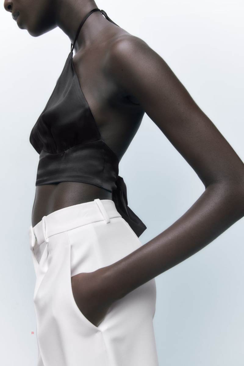 ZARA CROPPED HALTER TOP WITH TIE DETAIL Crop Top Dam Svarta | ANYMT-8907