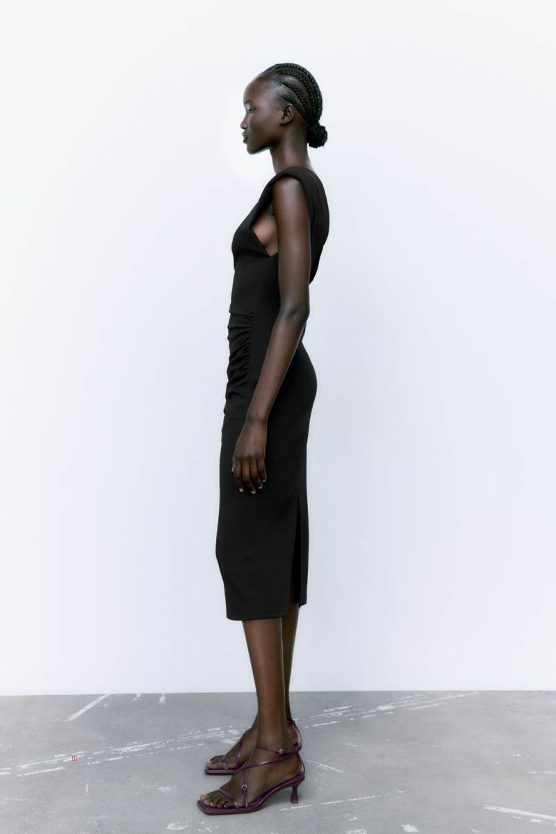 ZARA DRESS WITH SHOULDER PADS AND GATHERING Klänning Dam Svarta | DNWHU-8241