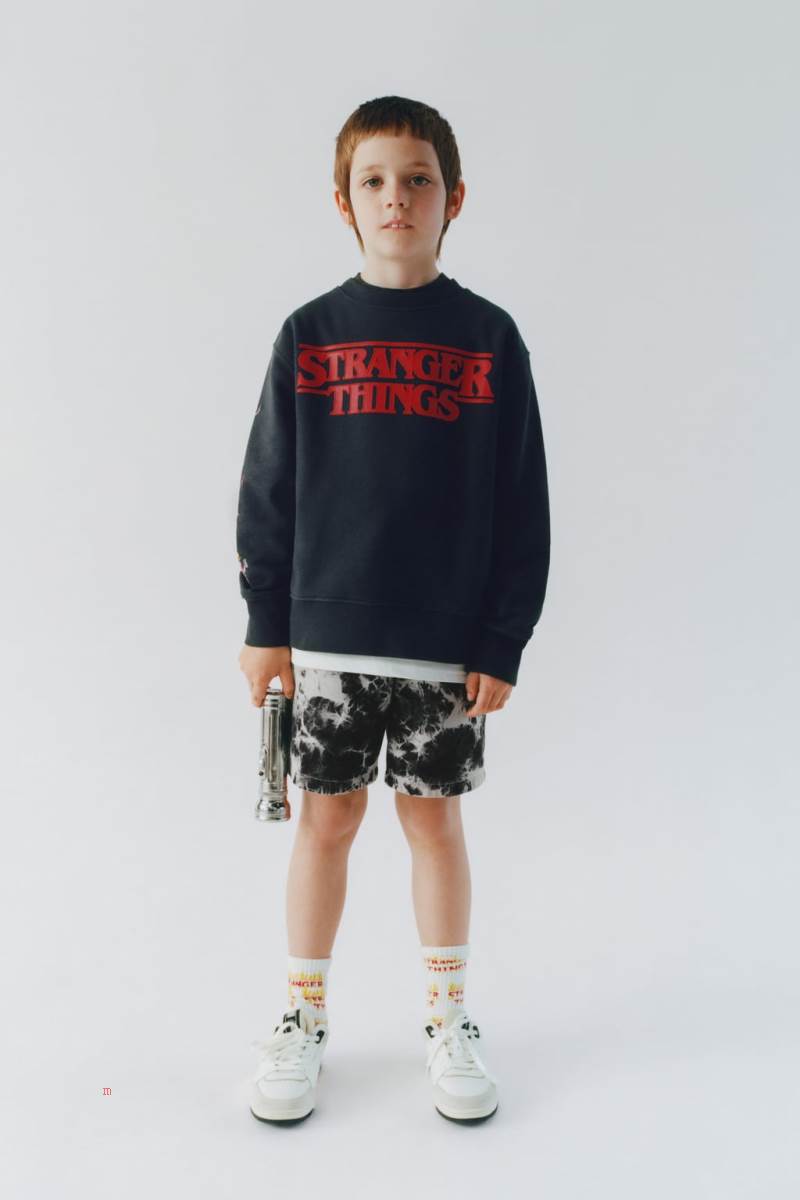 ZARA EMBOSSED STRANGER THINGS TM © NETFLIX Sweatshirt Tjej Mörkgrå | PGNDW-2670