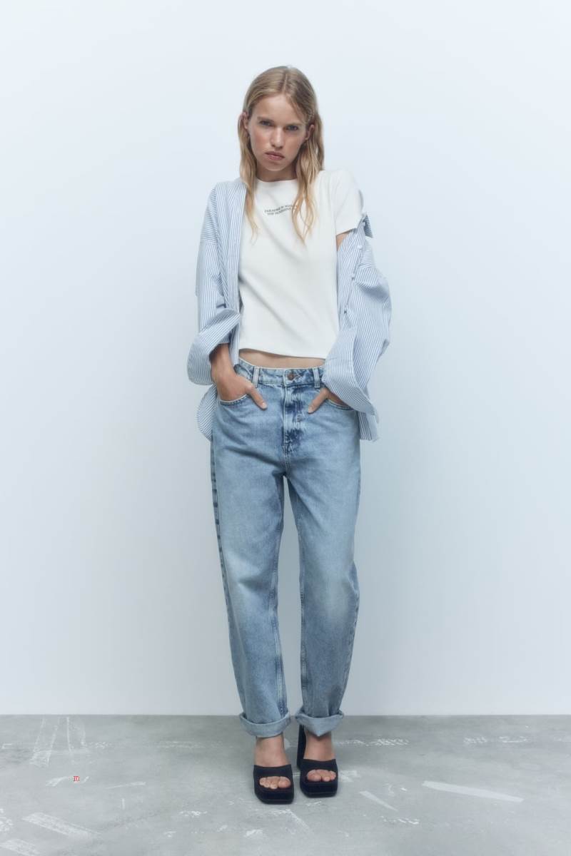 ZARA FITTED WITH SLOGAN T-shirt Dam Vita | VPSHM-7409