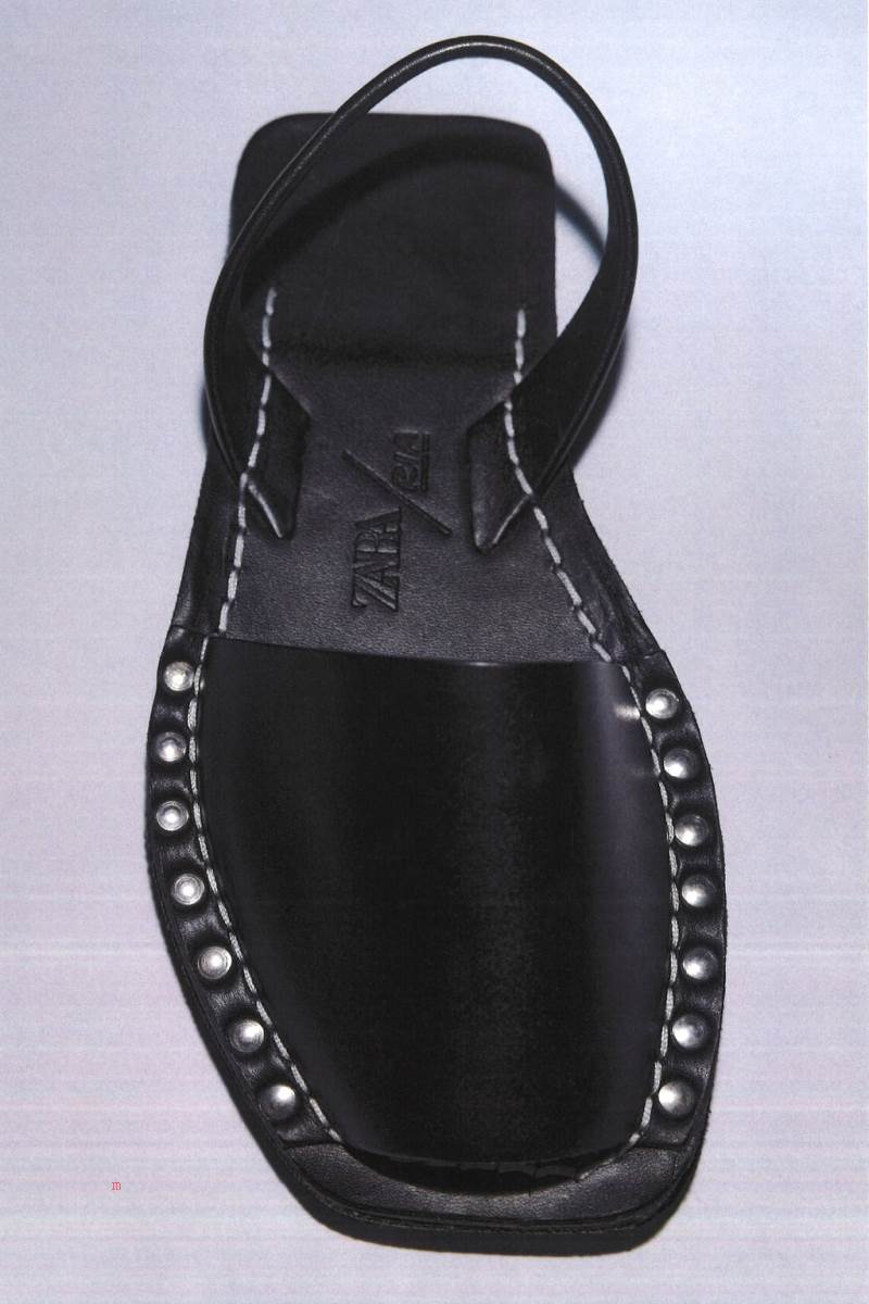 ZARA FLAT LEATHER SLIDER - RIA COLLABORATION Sandaler Dam Svarta | REZMV-6037