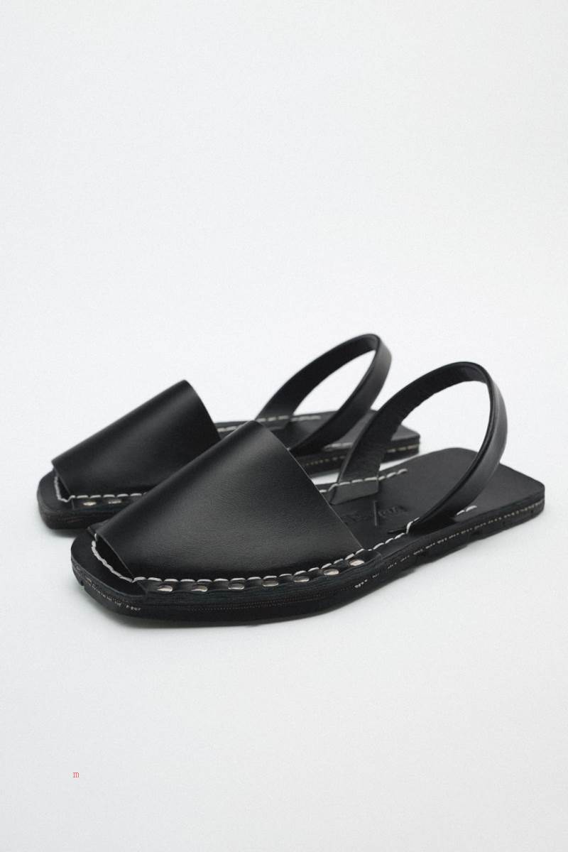 ZARA FLAT LEATHER SLIDER - RIA COLLABORATION Sandaler Dam Svarta | REZMV-6037