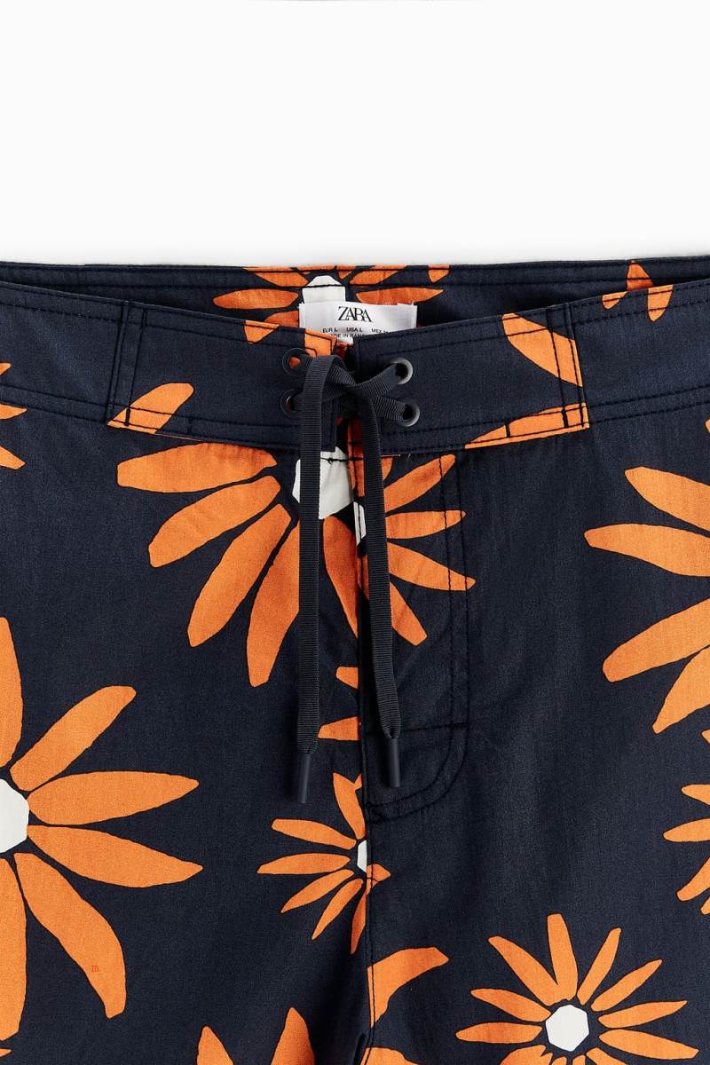 ZARA FLORAL PRINT SWIMMING TRUNKS Badkläder Herr Marinblå Blå | AITCW-0825