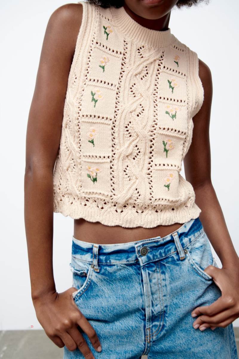 ZARA KNIT WITH EMBROIDERED FLOWERS Väst Dam Bruna | TUAIX-8761