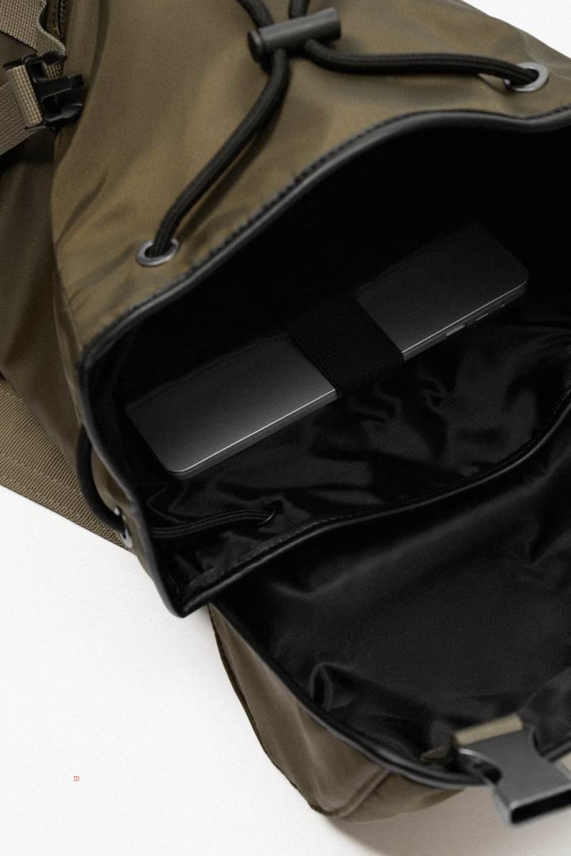 ZARA NYLON WITH FLAP Ryggsäck Herr Khaki Gröna | EQXMB-2987