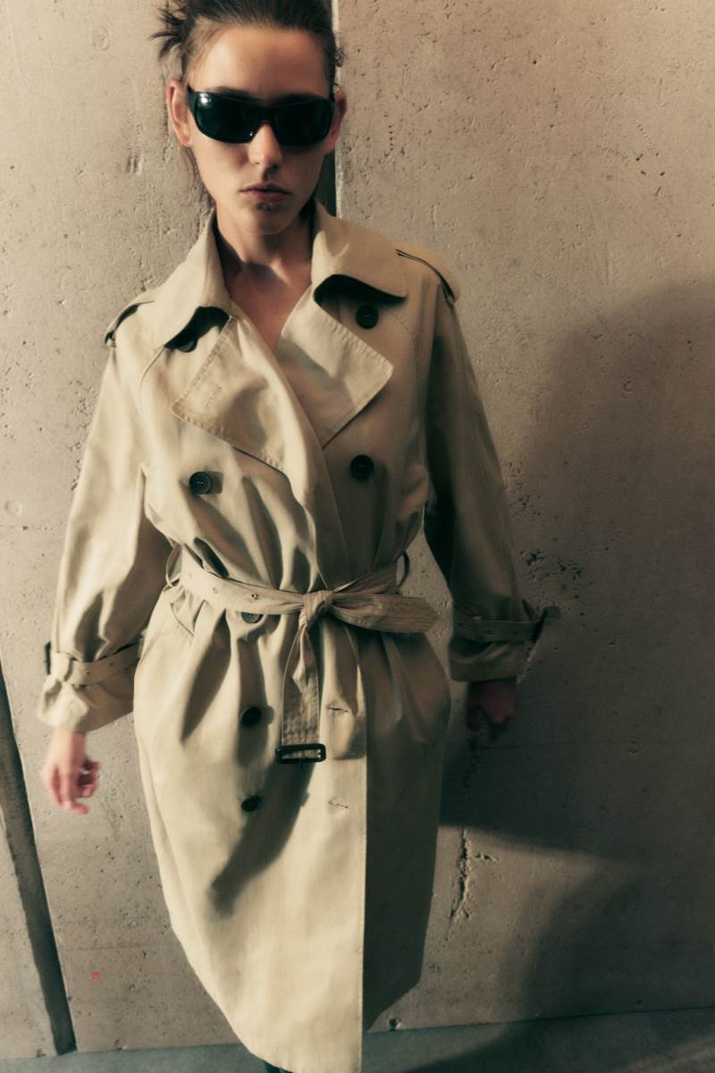 ZARA OVERSIZE DOUBLE-BREASTED TRENCH Rockar Dam Beige | HOLVD-8302