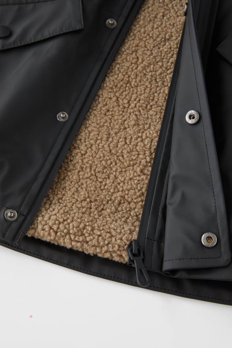 ZARA PADDED RUBBERISED PARKA WITH FAUX SHEARLING Vinterjackor Pojke Svarta | KNJQG-6820