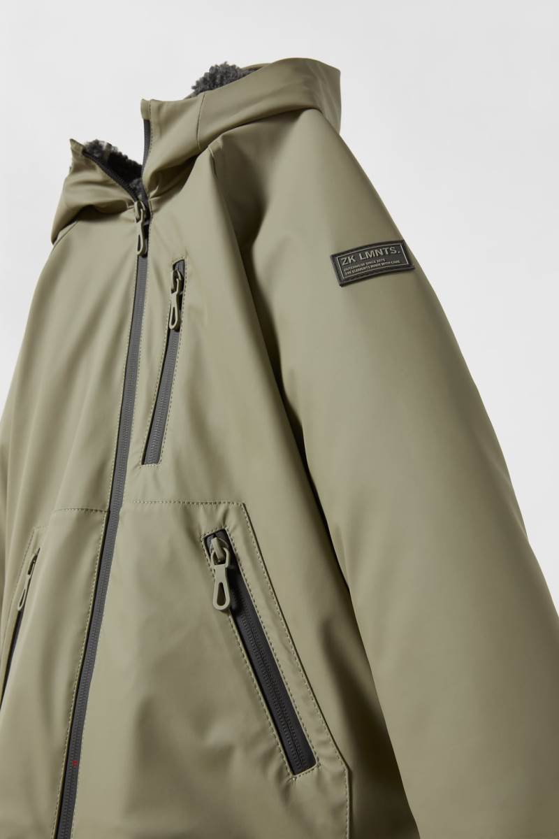 ZARA PADDED RUBBERISED PARKA WITH FAUX SHEARLING Vinterjackor Pojke Ljuskhaki | VWCDF-1805