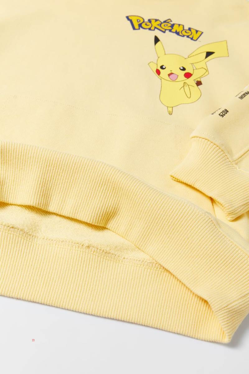 ZARA PIKACHU POKÉMON TM © NINTENDO Hoodie Pojke Gula | FZGEN-1296