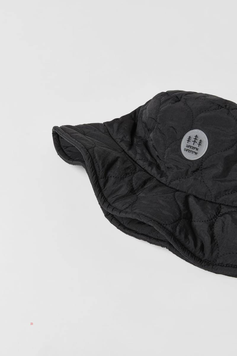 ZARA QUILTED BUCKET WITH ONION Hatt Tjej Svarta | EXALR-0923
