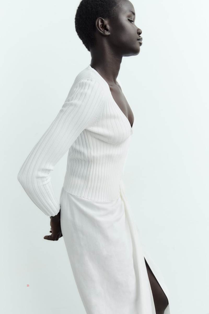 ZARA RIBBED KNIT TOP Stickat Dam Vita | JCOMR-6037