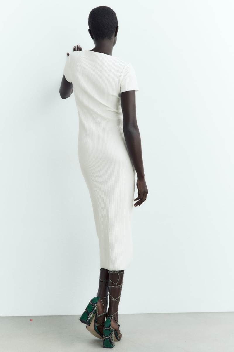 ZARA RIBBED WITH BUTTONS Klänning Dam Vita | OWPGD-2147
