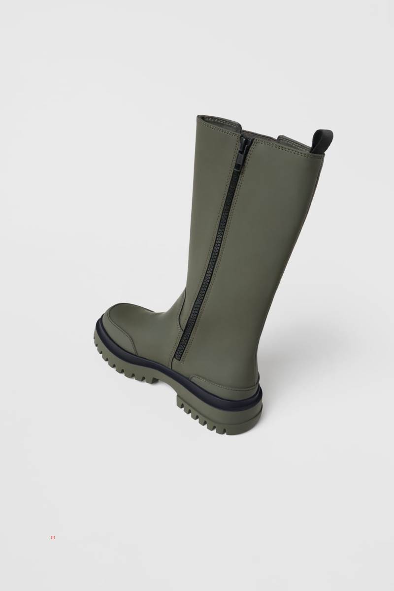 ZARA RUBBERISED BOOT WITH TRACK Gummistövlar Tjej Gröna | PHUAV-2589
