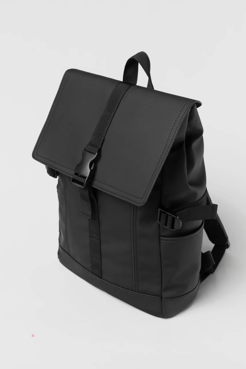 ZARA RUBBERISED Ryggsäck Tjej Svarta | KBIRT-0326
