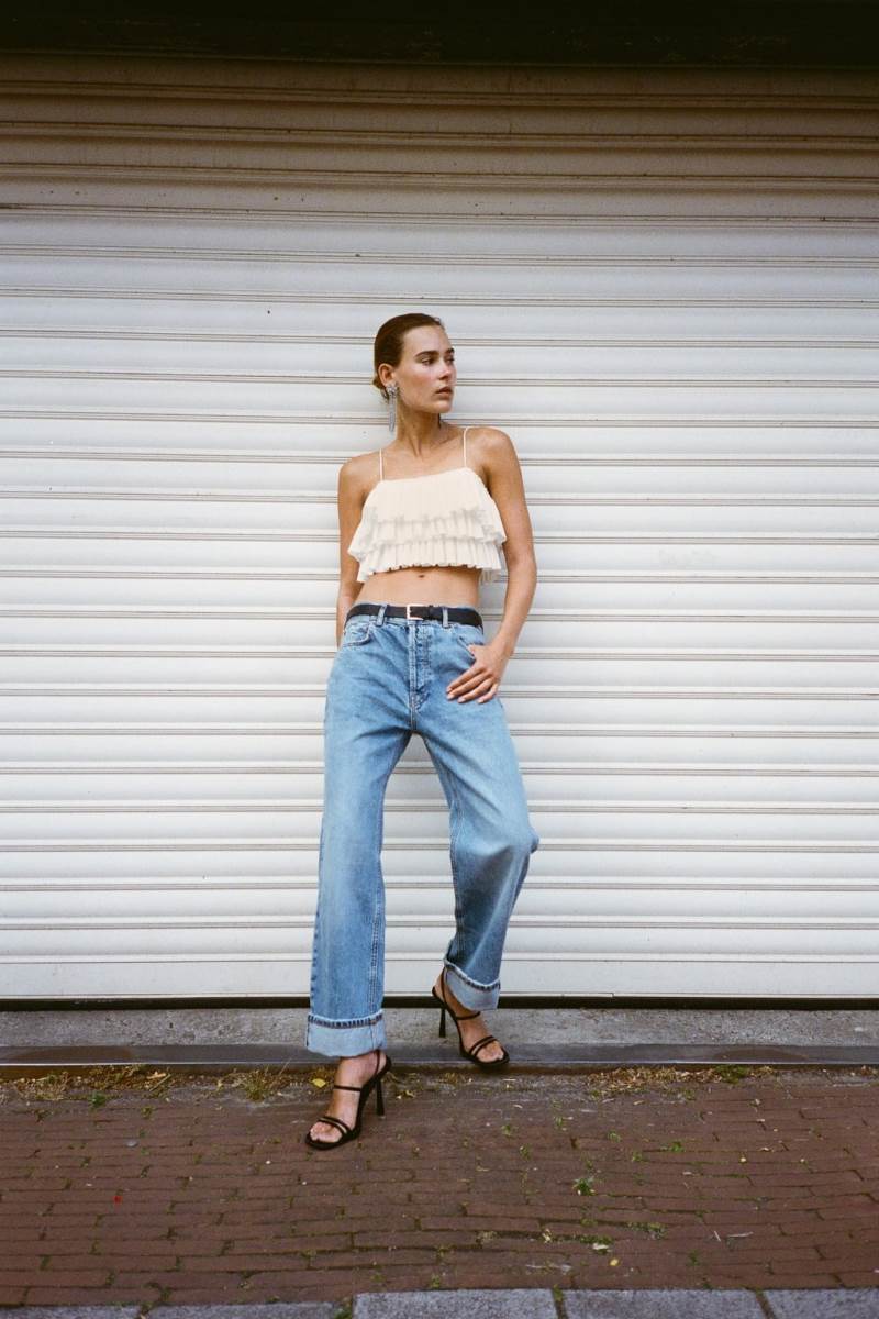 ZARA RUFFLES Crop Top Dam Vita | HKGBF-9247