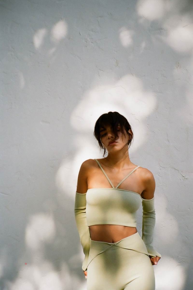 ZARA SEAMLESS TOP WITH ARM WARMERS Crop Top Dam Ljuskhaki | DMZJQ-3012