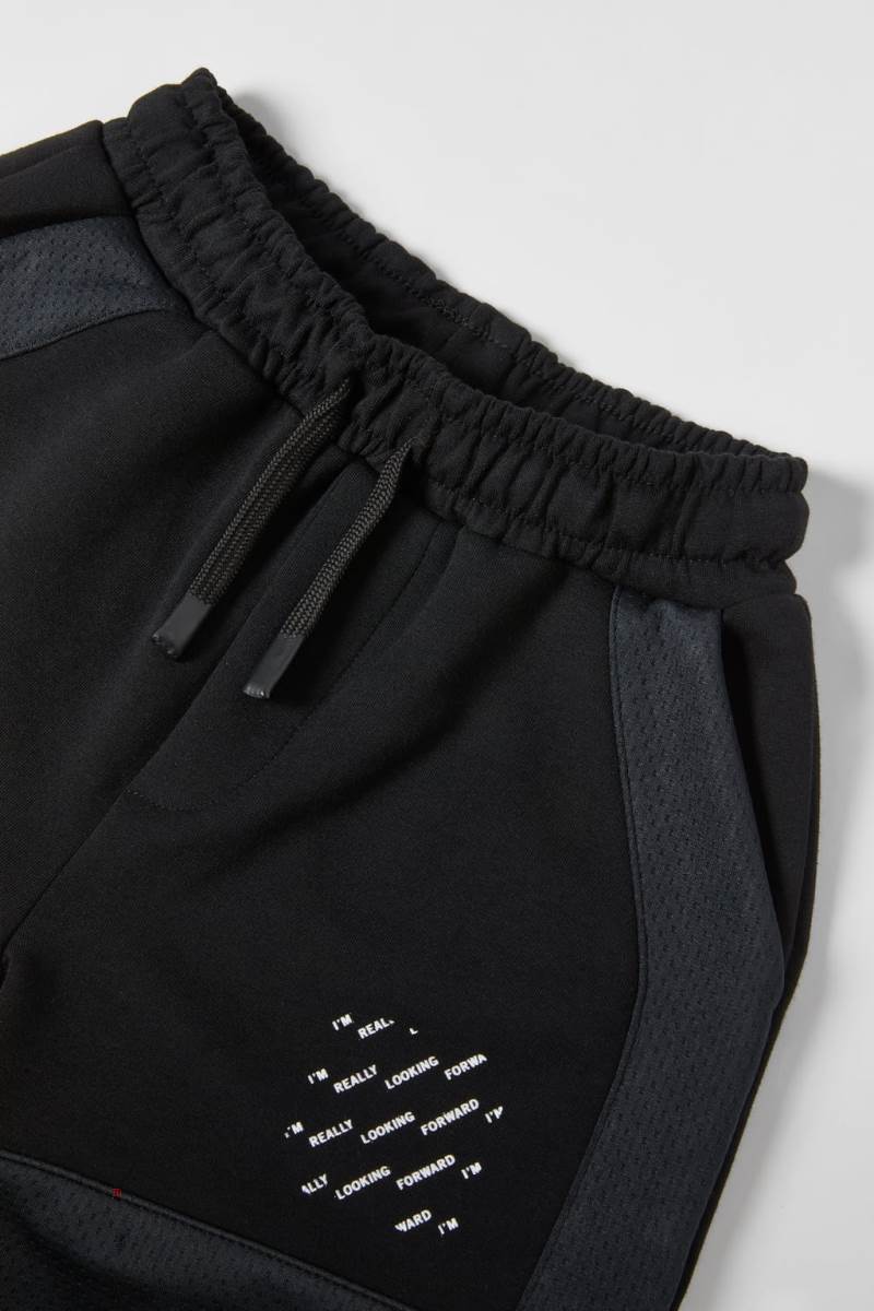 ZARA SPORTY CONTRAST BERMUDA Shorts Pojke Svarta | TCLRD-2581